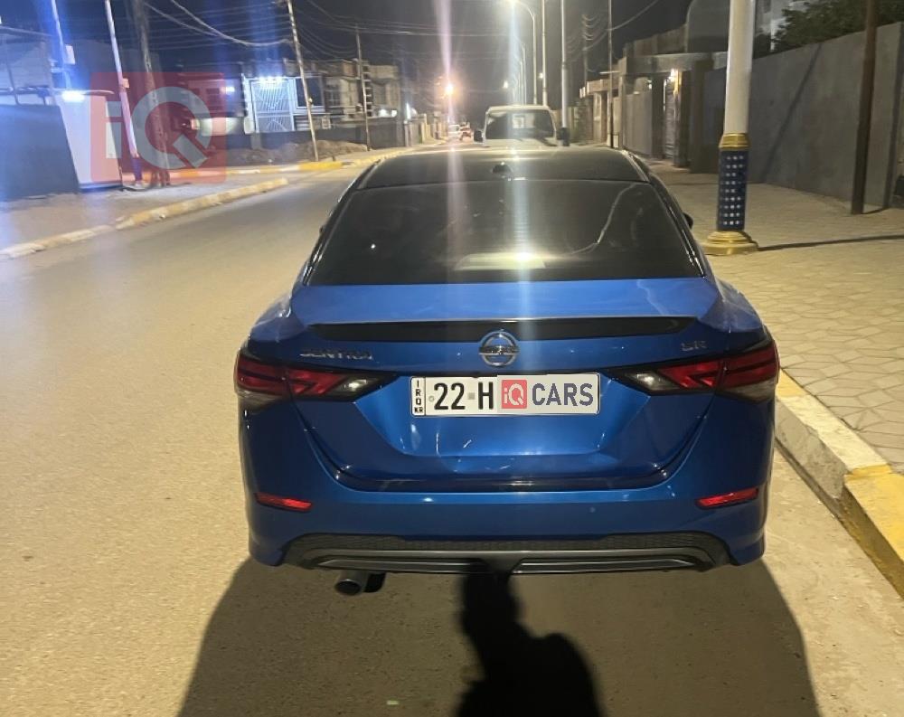 نیسان سێنترا